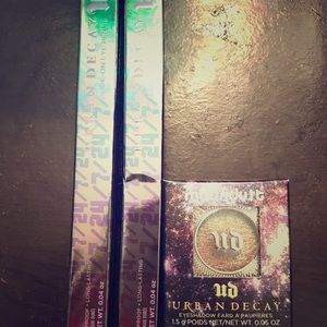 NEW Urban Decay MoonDust Eyeshaow & 24/7 eyeliner